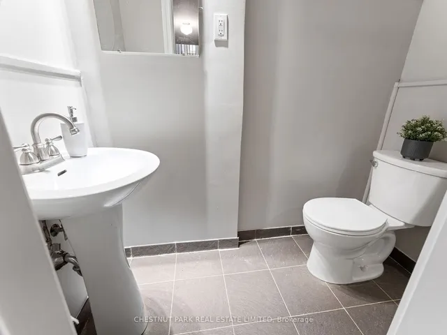 Additional image 35 of 18 Woodway Tr