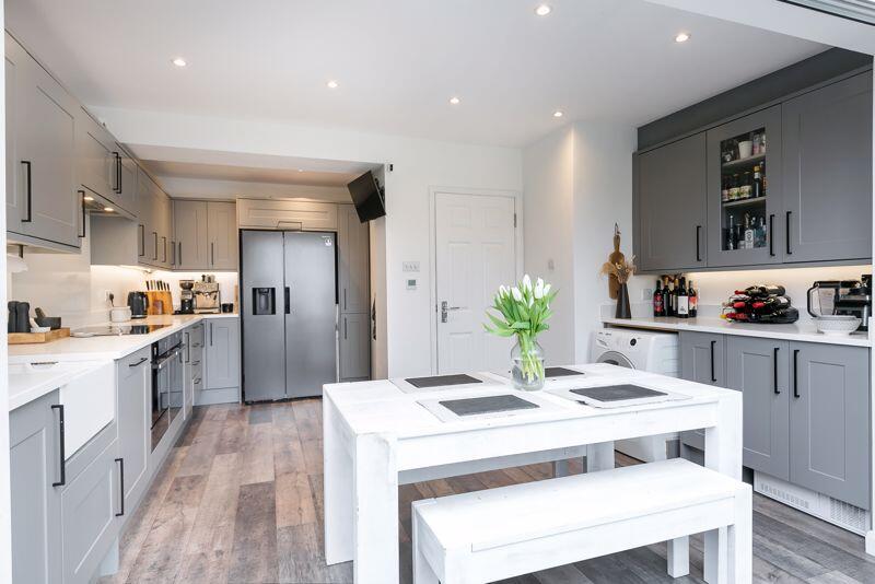 Additional image 5 of Hamond Close, South Croydon