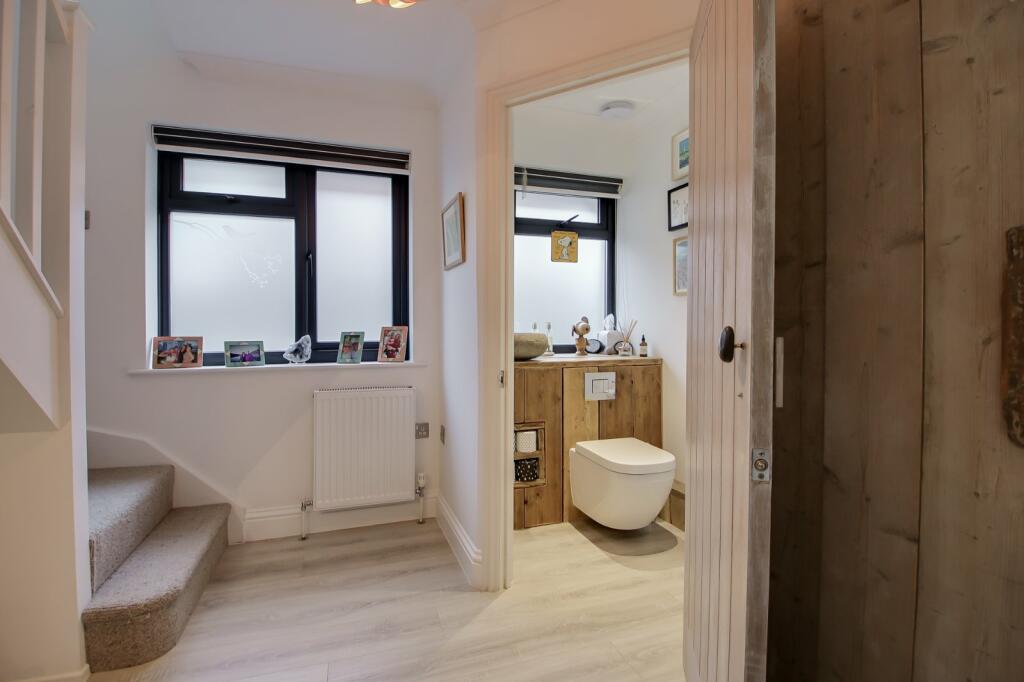 Additional image 19 of Eastern Promenade, Point Clear Bay, Essex, CO16