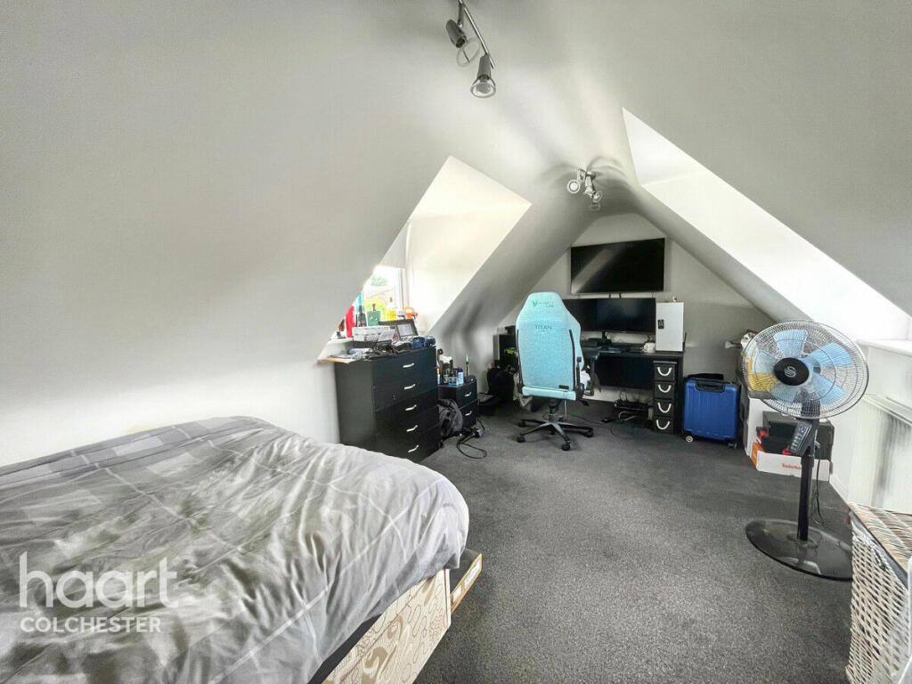 Additional image 17 of St Andrews Gardens, Colchester