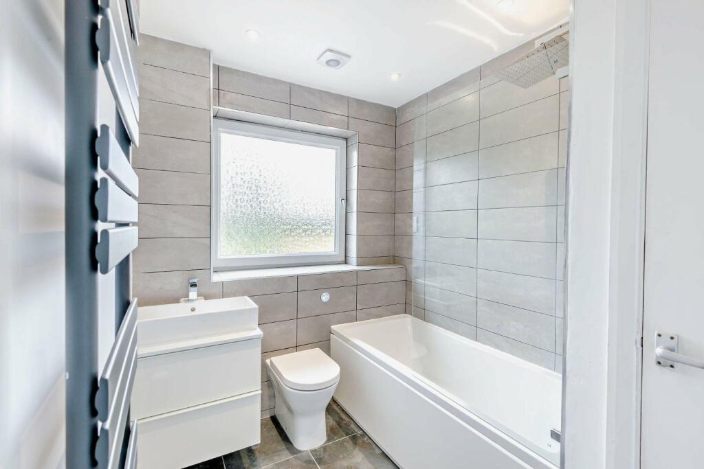 Additional image 13 of Hull Green, Matching Green, Harlow, Essex