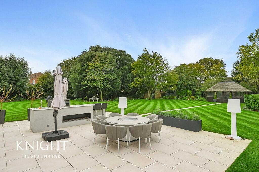 Additional image 25 of Coggeshall Road, Braintree, CM77