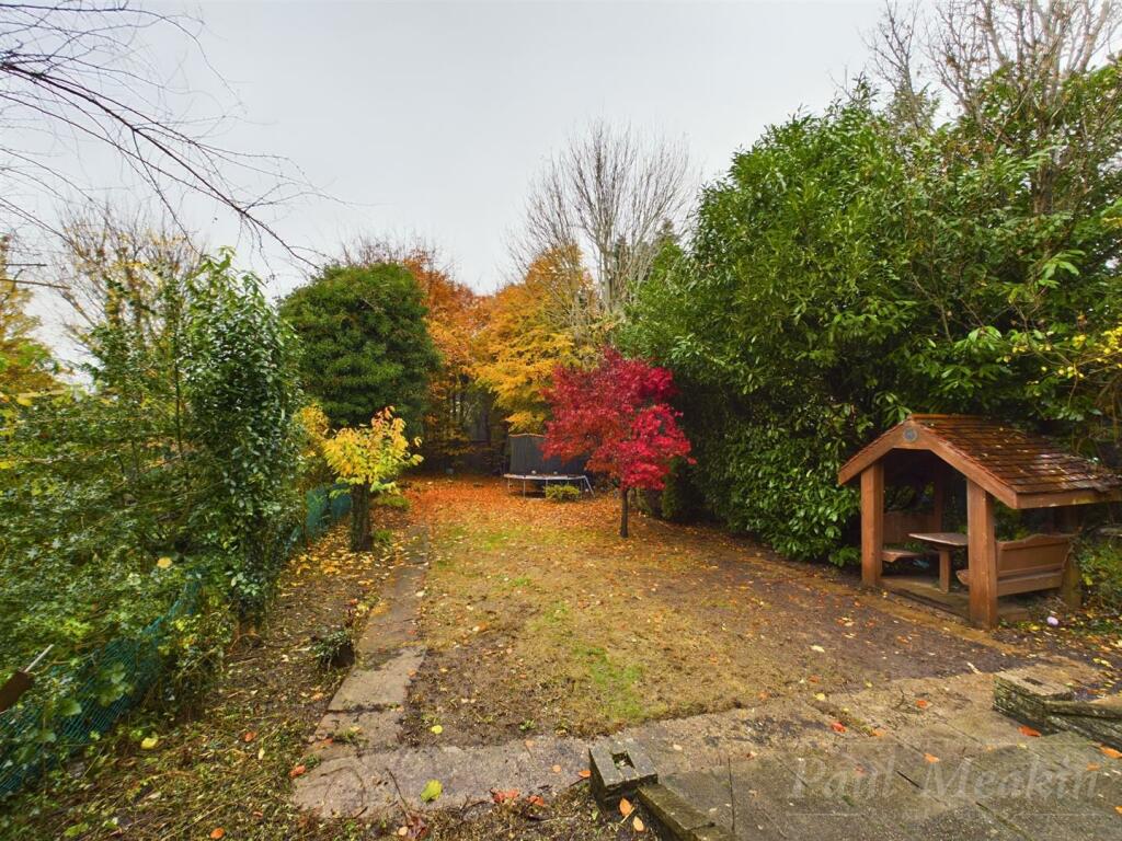 Additional image 8 of Crest Road, South Croydon