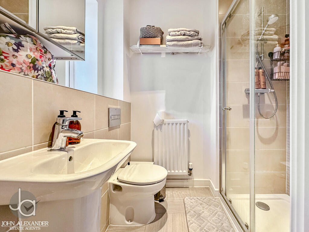 Additional image 18 of Oakhouse Close, Colchester