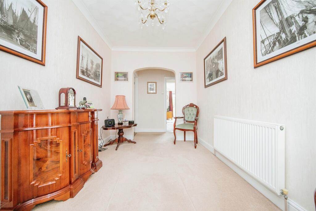 Additional image 6 of Bedford Road, Holland-On-Sea, Clacton-On-Sea