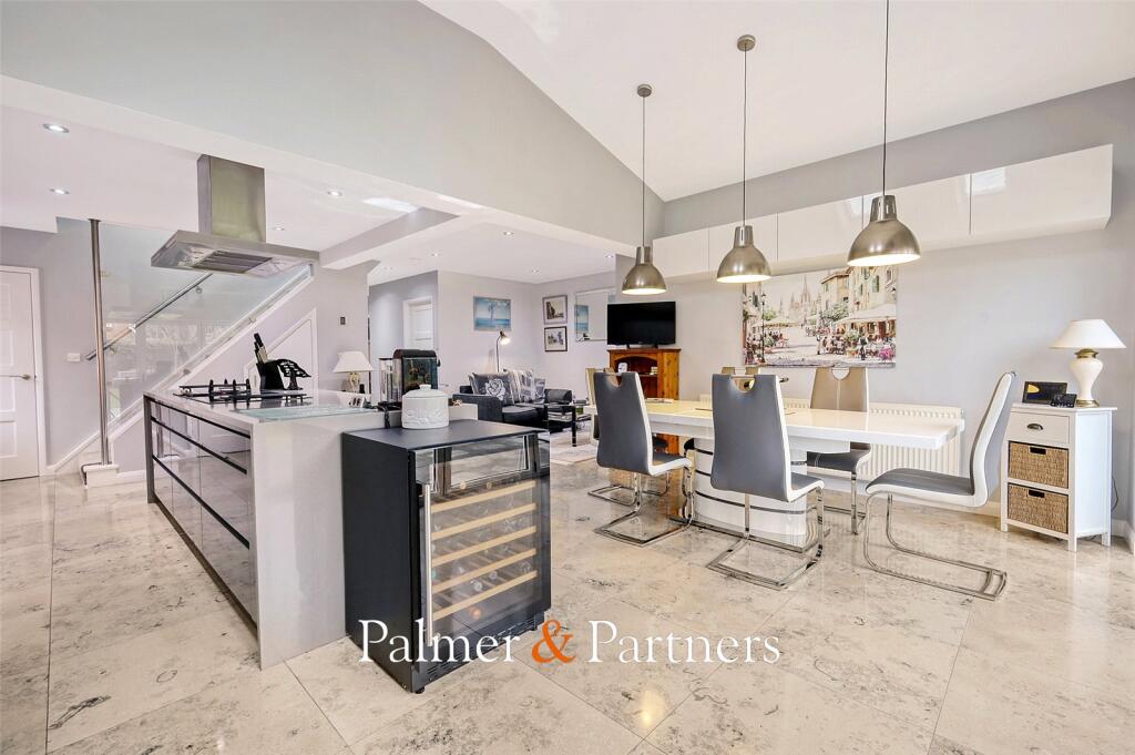 Additional image 4 of Runsell Close, Danbury, Chelmsford, Essex, CM3