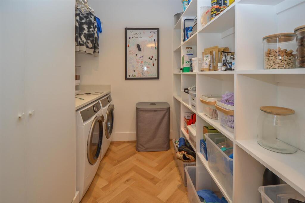 Additional image 10 of St. Nicholas Grove, Ingrave, Brentwood