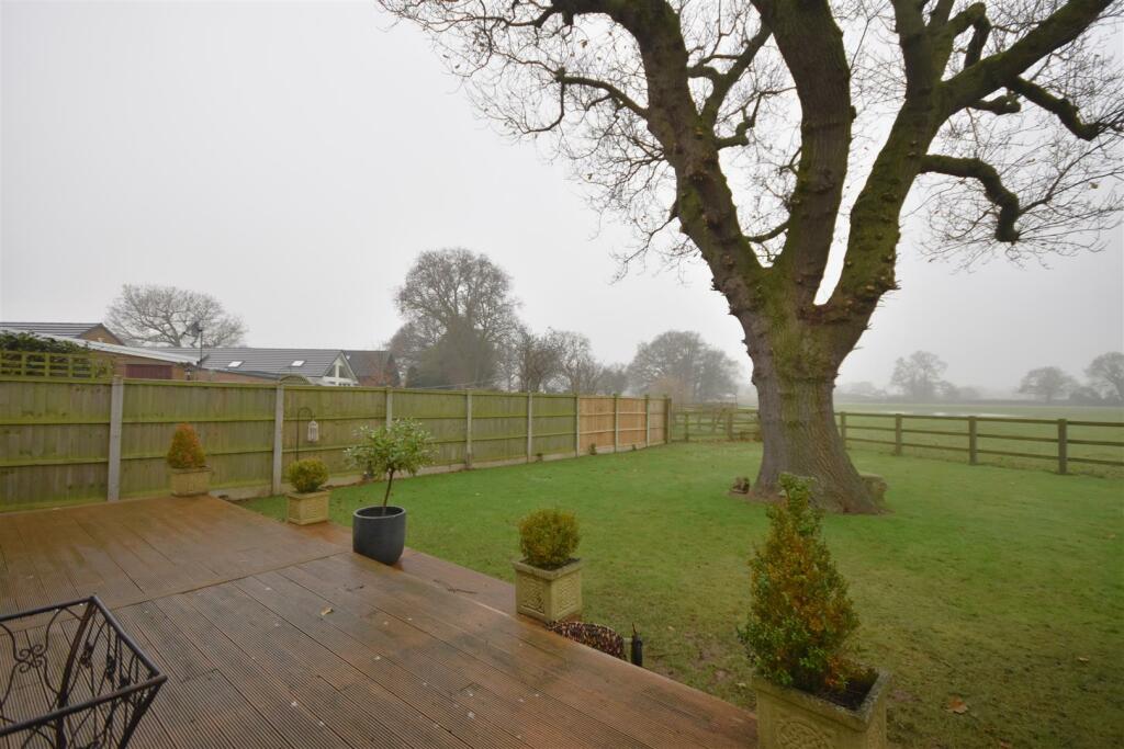 Additional image 18 of Meadow Lane, Willaston, Neston