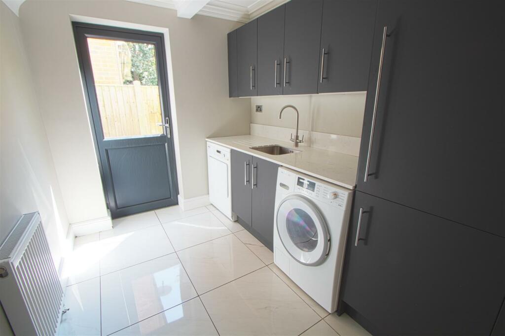 Additional image 19 of Meade Road, Billericay