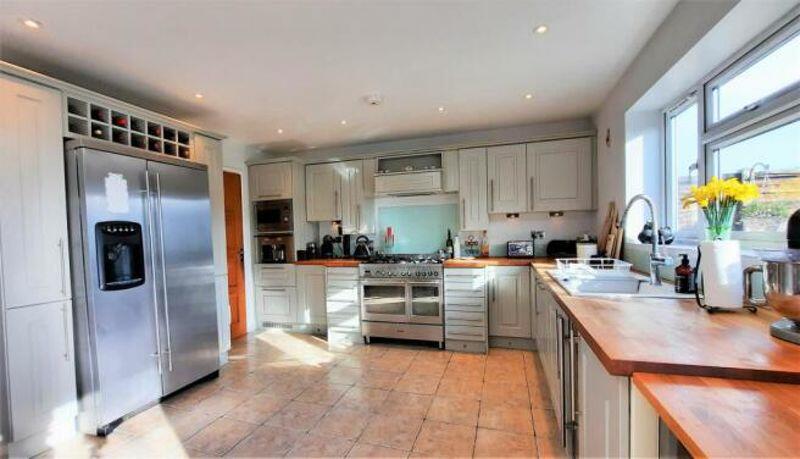 Additional image 5 of Sedge Green, Roydon