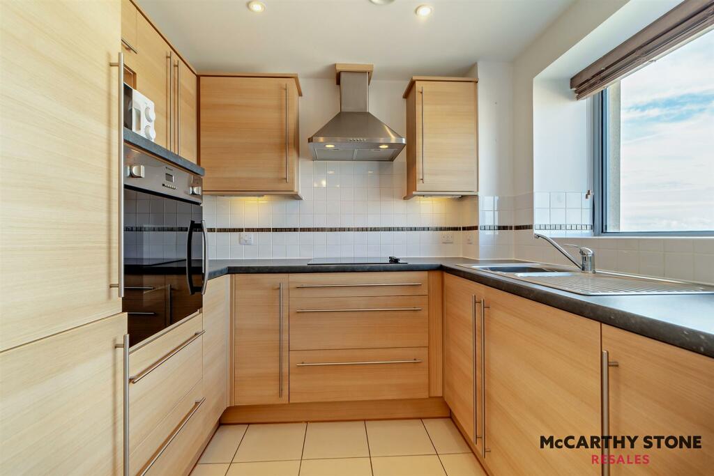 Additional image 8 of Kingsman Court, Carnarvon Road, Clacton-On-Sea, Essex, CO15 6EE