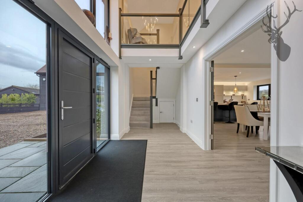 Additional image 17 of Lessington Barn, Theydon Mount