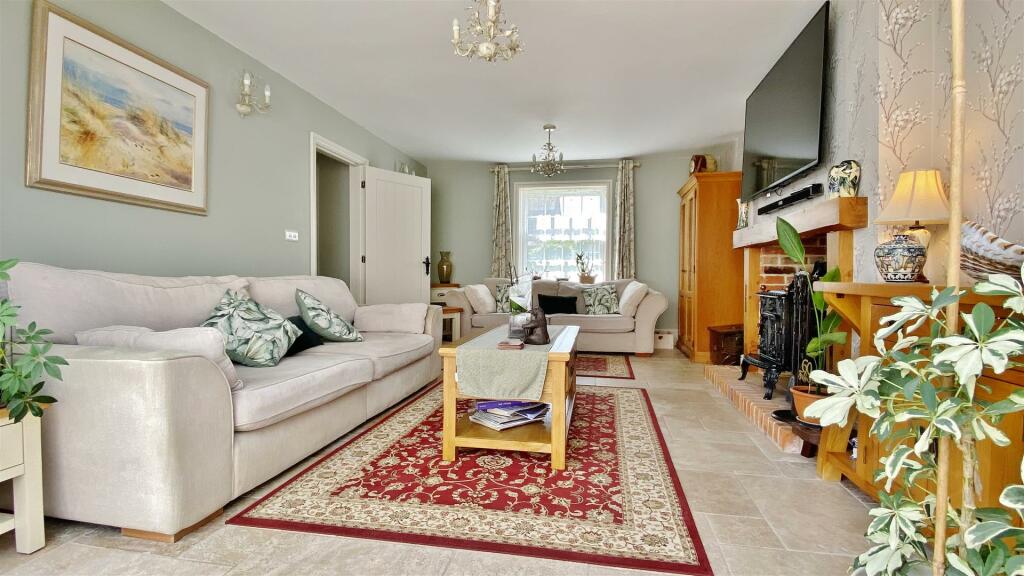 Additional image 16 of Walton Road, Kirby-Le-Soken