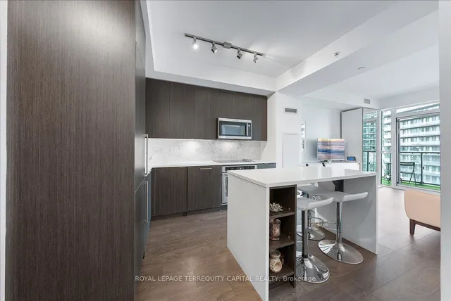 Additional image 9 of 38 Iannuzzi St Unit 2209