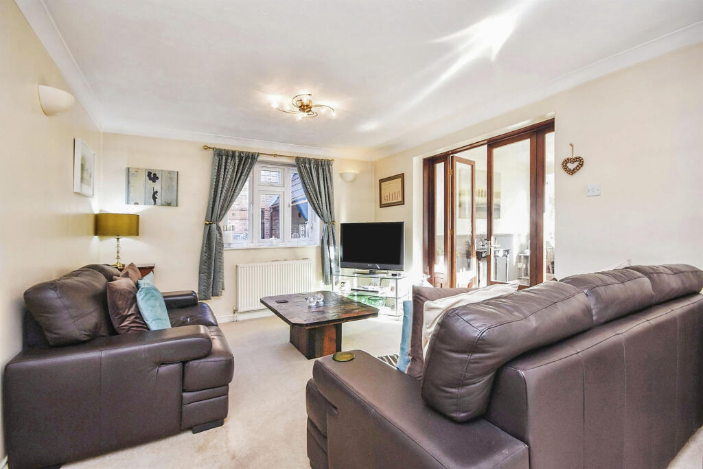 Additional image 20 of Honey Close, Great Baddow, Chelmsford