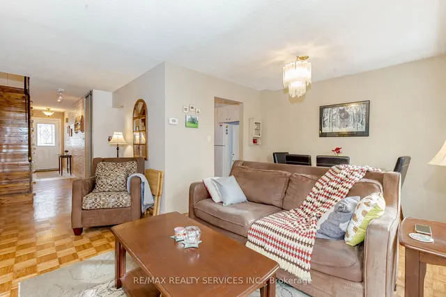 Additional image 7 of 4 Collins Cres