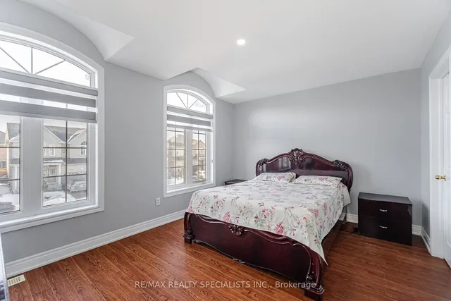 Additional image 36 of 6 Arctic Fox Cres