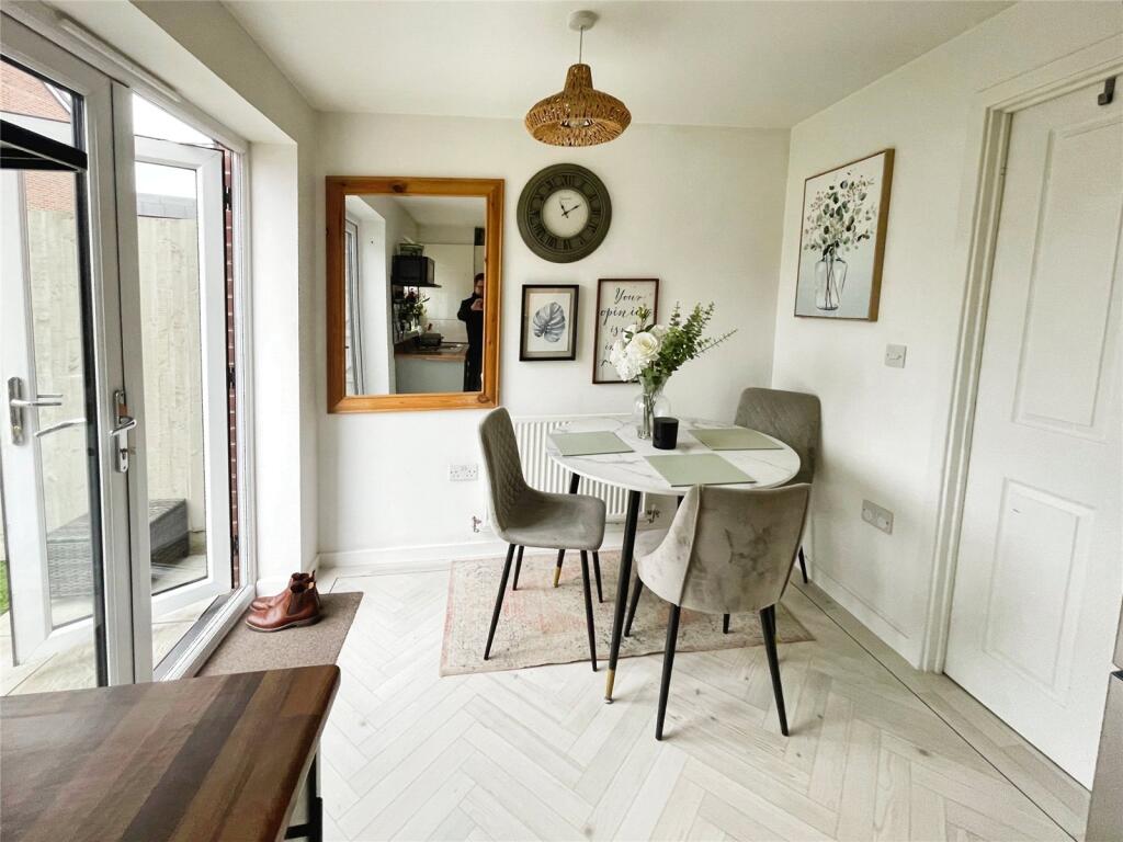 Additional image 8 of Myrtle Close, Harlow, Essex, CM17