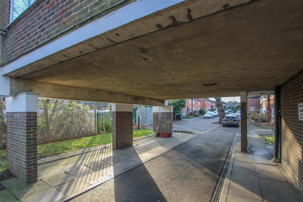 Additional image 12 of Gordon Road, Shenfield, Brentwood