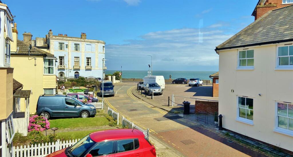 Additional image 18 of Suffolk Street, Walton On The Naze