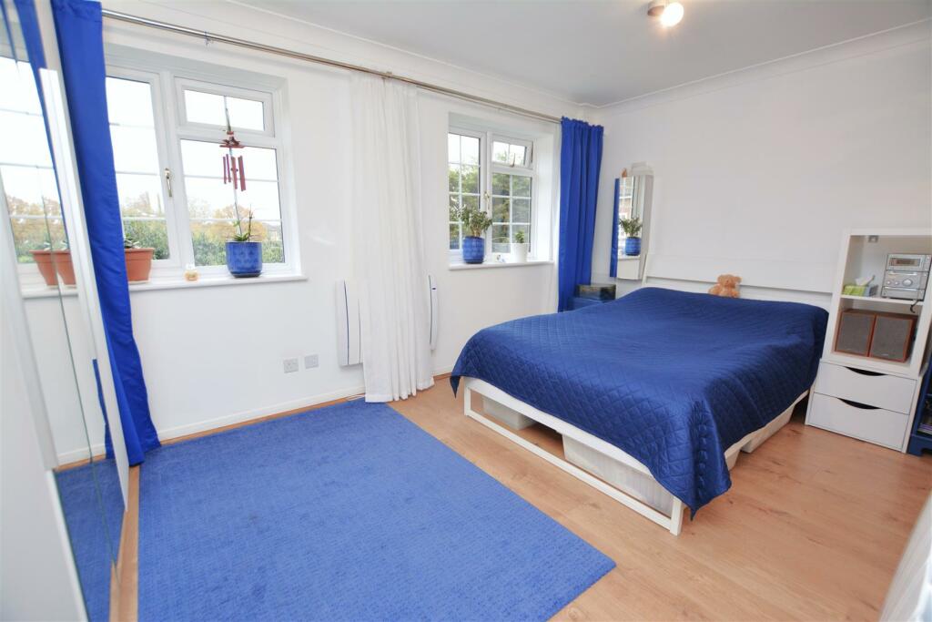 Additional image 4 of Wilkins Close, Colliers Wood Borders, CR4