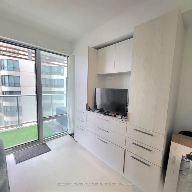 Additional image 16 of 18 Maitland Terr Unit 901