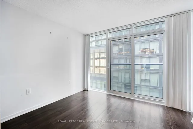 Additional image 22 of 36 Lisgar St Unit 1003E