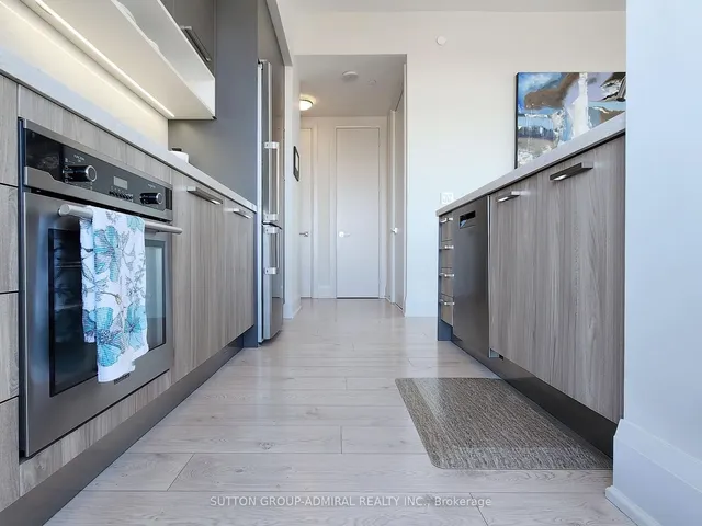 Additional image 9 of 36 Park Lawn Rd Unit 4205