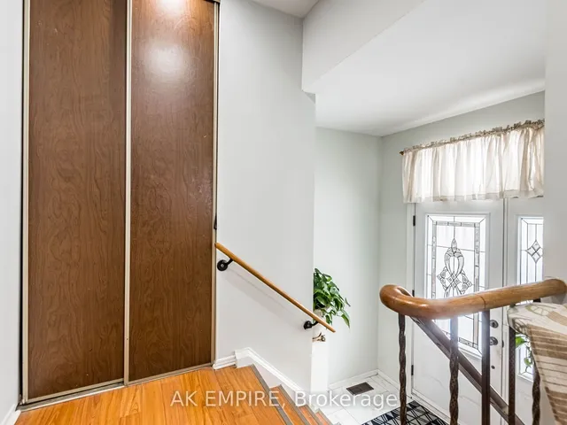 Additional image 8 of 13 Foxacre Row