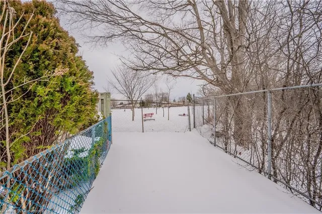 Additional image 29 of 25 Upper Canada Dr Unit 27