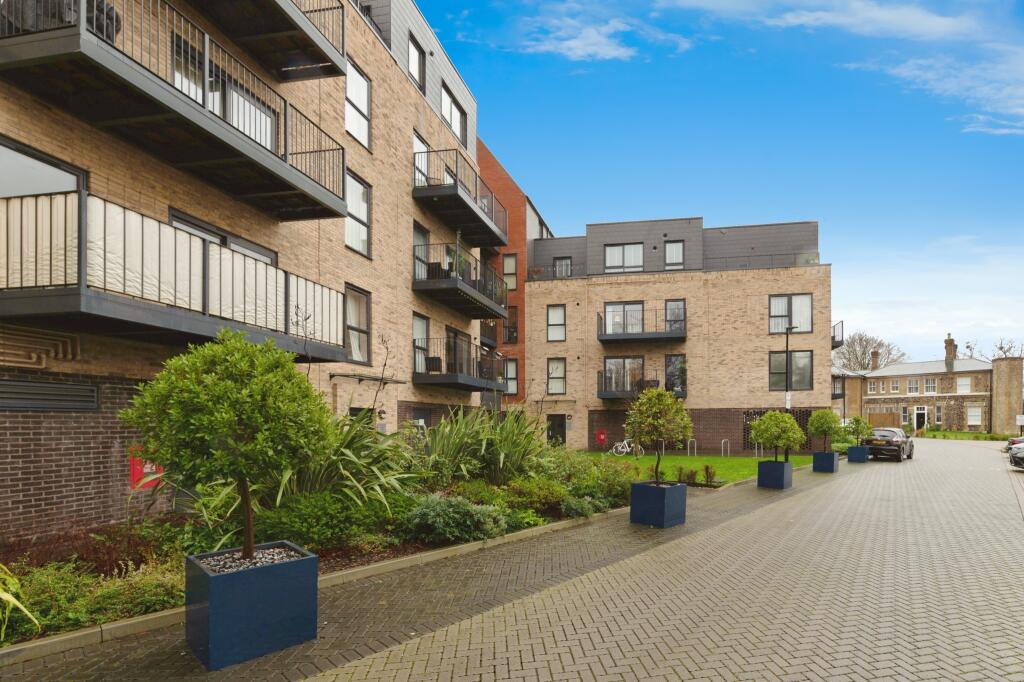 Additional image 12 of Halcyon Place, Brentwood, Essex, CM14