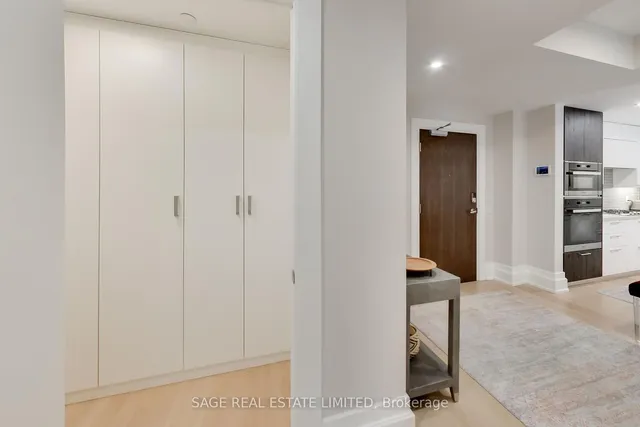 Additional image 22 of 3 Southvale Dr Unit 206