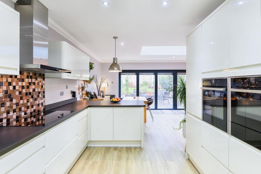 Additional image 34 of Hillside Grove, Chelmsford, CM2