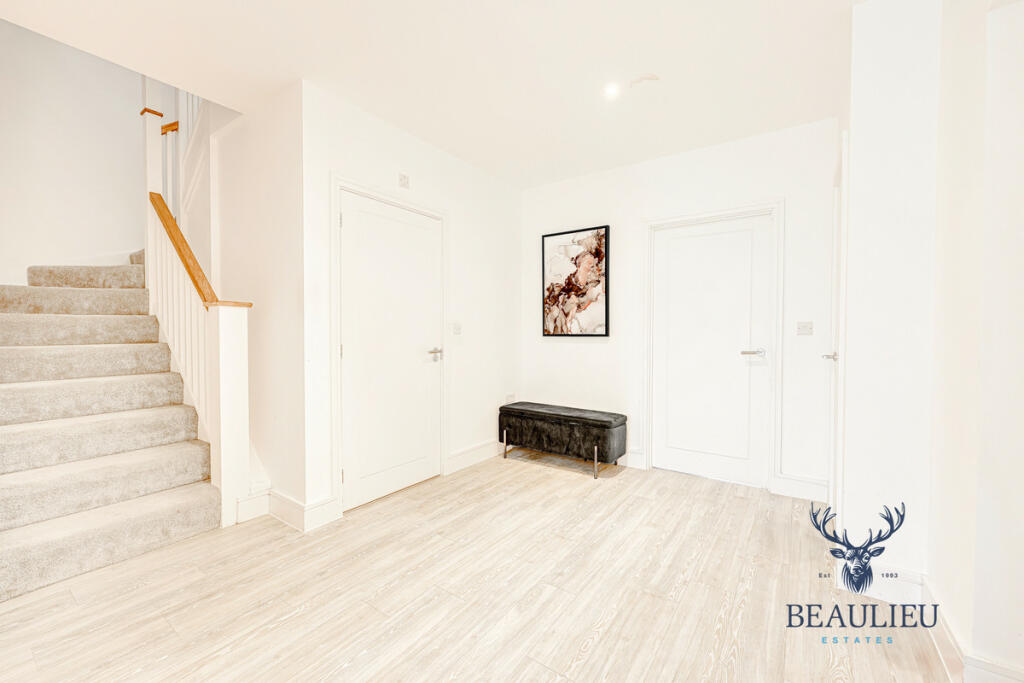 Additional image 2 of Frederick Hawkes Gardens, Chelmsford, CM1 6