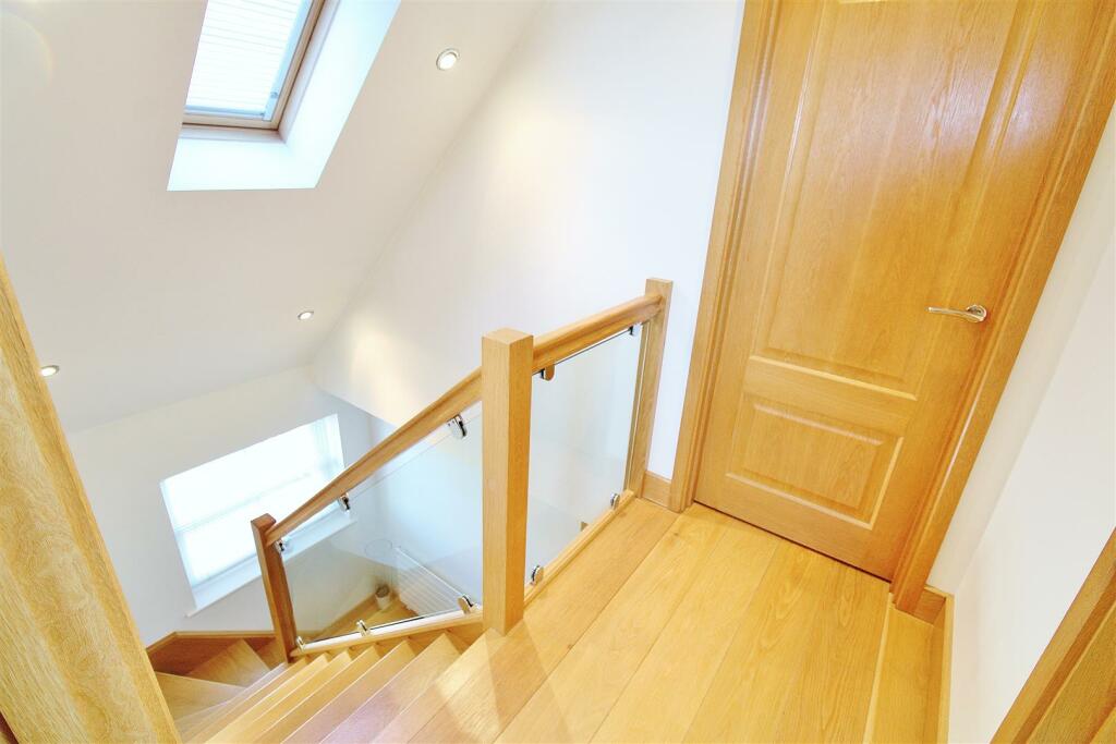 Additional image 31 of Walton Road, Frinton-On-Sea