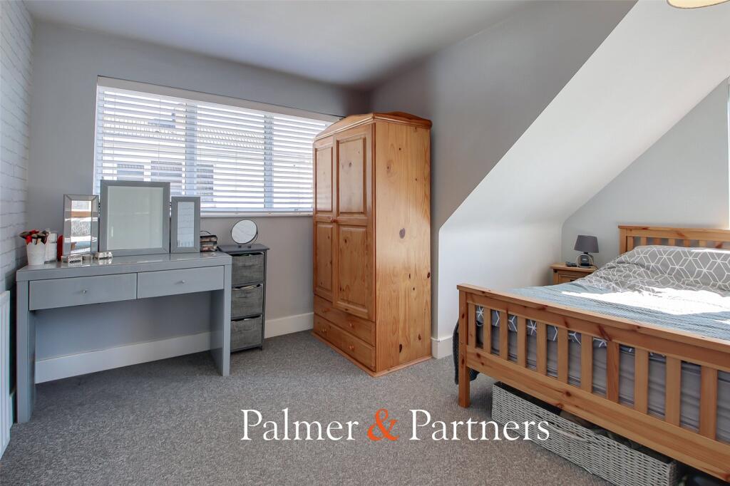 Additional image 10 of Cherry Tree Avenue, Clacton-on-Sea, Essex, CO15