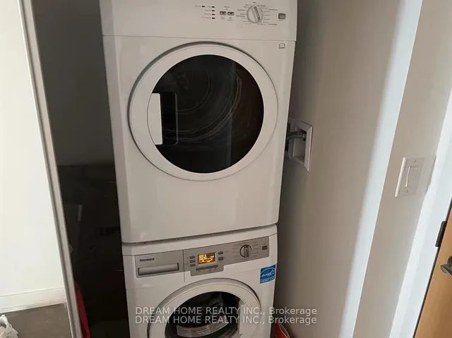 Additional image 12 of 11 Wellesley St Unit 2811