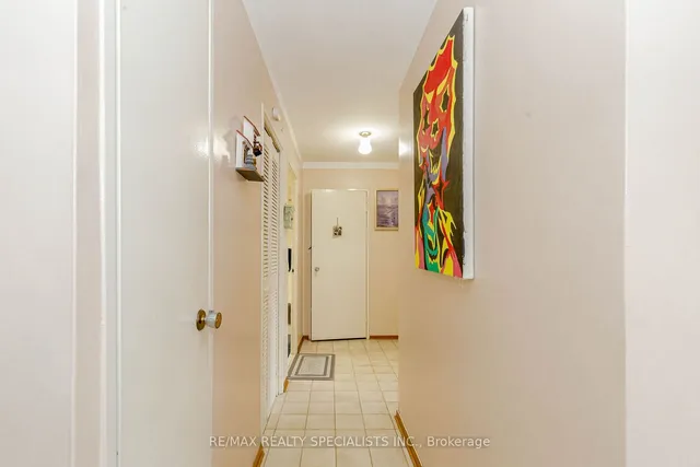 Additional image 20 of 1 Four Winds Dr Unit 106