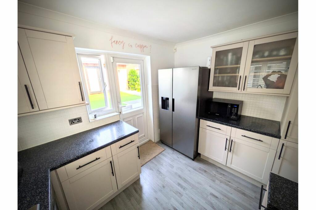 Additional image 8 of Lorraine Close, Billericay, CM11