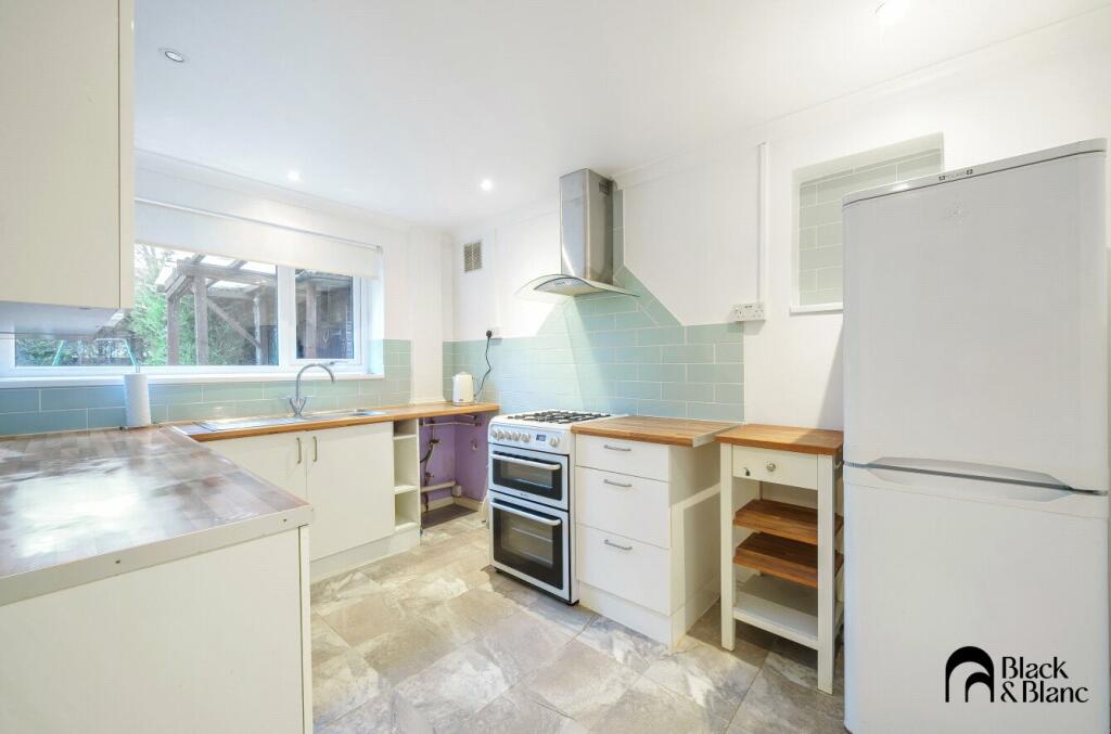 Additional image 4 of Lacey Green, Coulsdon, CR5