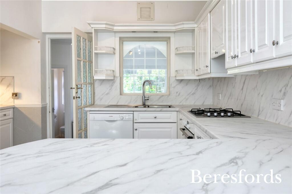 Additional image 10 of Hillside Walk, Brentwood, CM14