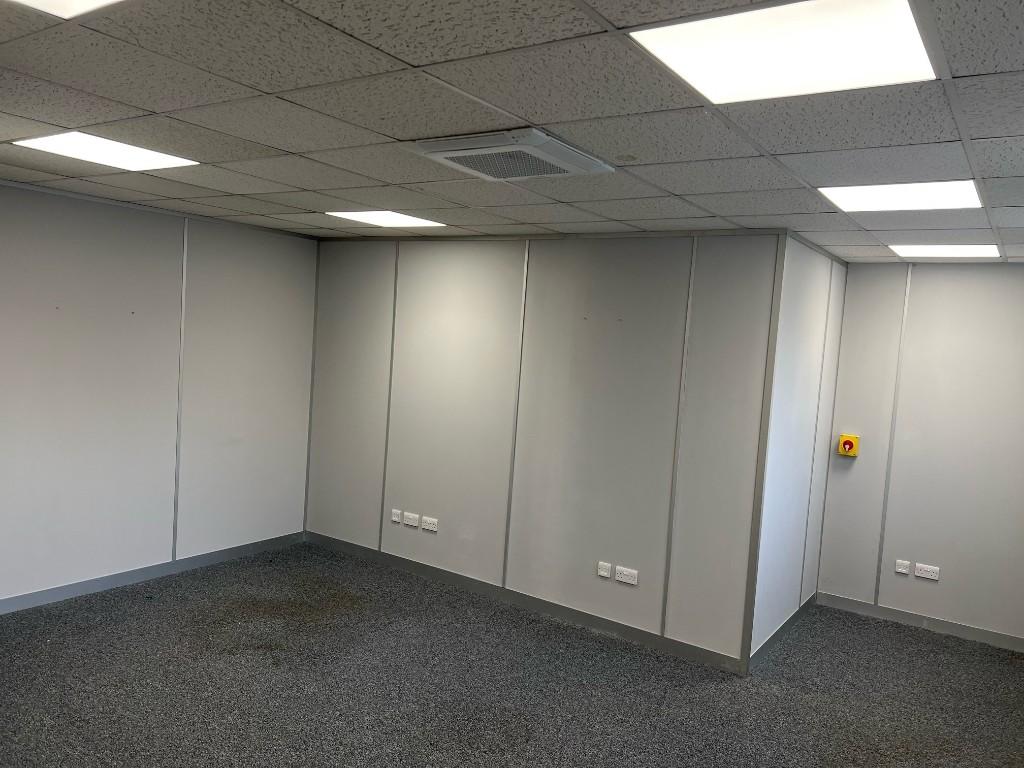 Additional image 2 of Unit 30e, Twyford Business Centre, London Road, Bishop's Stortford, Hertfordshire, CM23 3YT