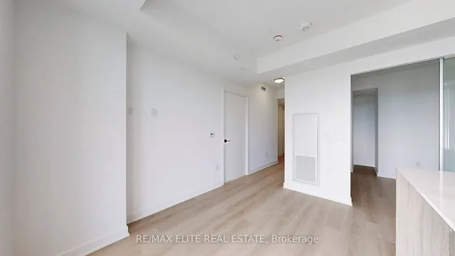 Additional image 13 of 36 Zorra St Unit 2507