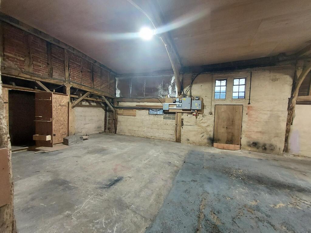 Additional image 4 of Ongar