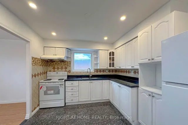 Additional image 20 of 75 Glen Springs Dr