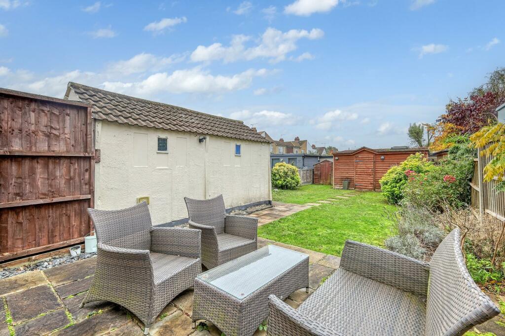 Additional image 16 of Orchard Drive, Theydon Bois, Epping