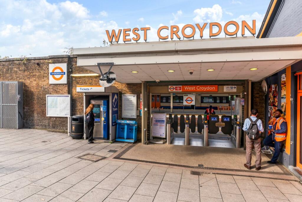 Additional image 6 of Pearson House, West Croydon