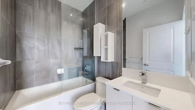 Additional image 13 of 195 Redpath Ave Unit PH06