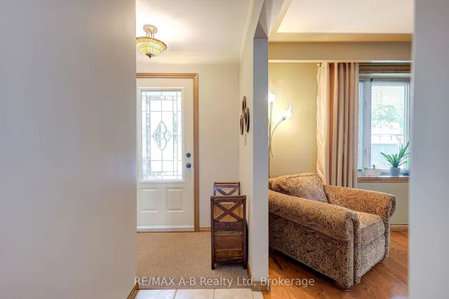 Additional image 13 of 78 Coach Hill Dr