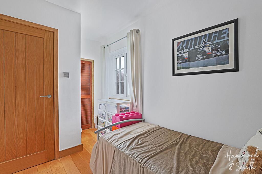 Additional image 16 of Red Oaks Mead, Theydon Bois, CM16